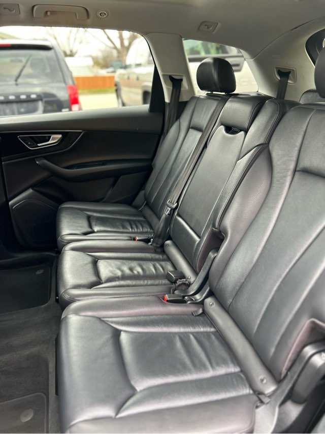 Audi Q7 Image 9