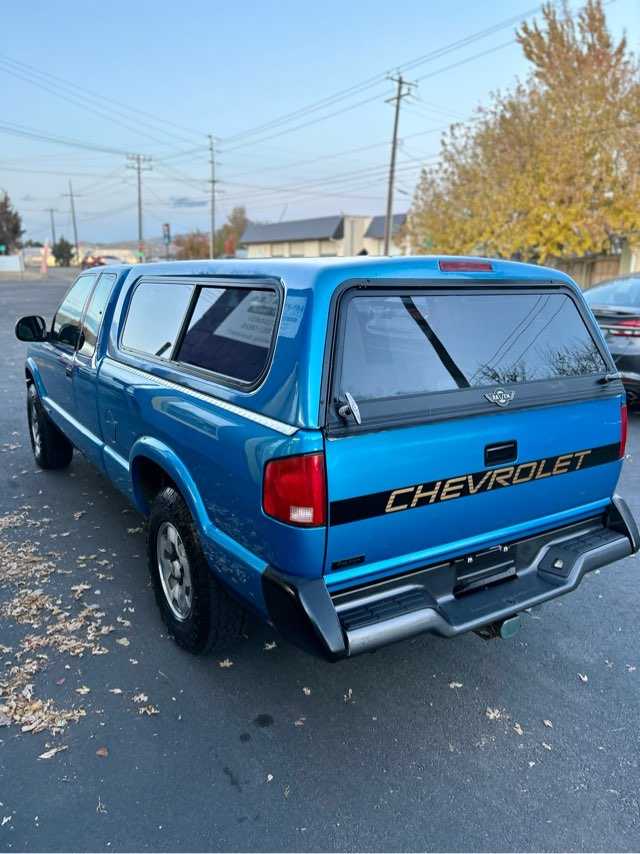 Chevrolet S-10 Image 11