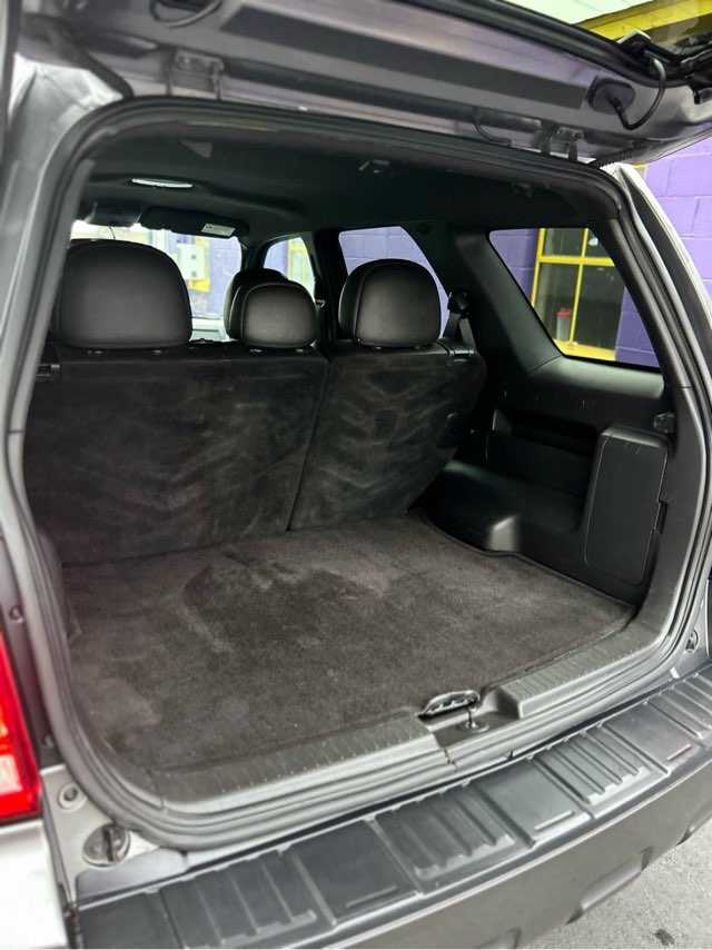 Ford Escape Image 13