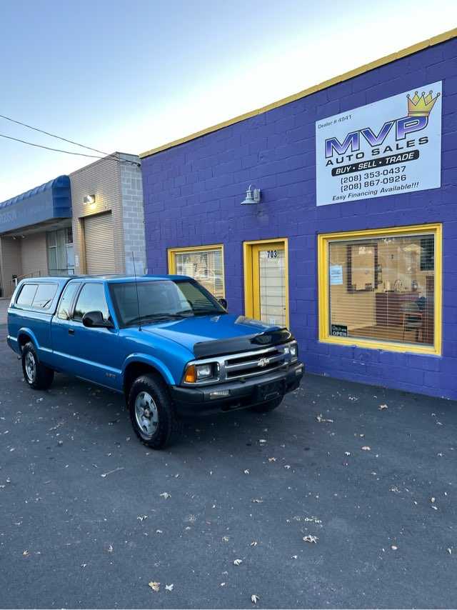 Chevrolet S-10 Image 1